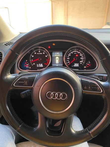 /ar/city-sharjah/cate-car-used-car/audi-q7-supercharged-2012-6484046318336211/-3