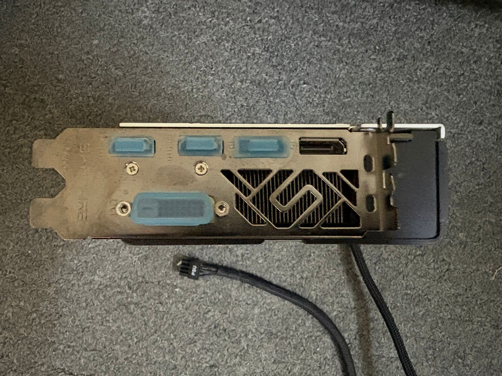 GPU Radeon RX 570 Nitro+ 8GB GDDR5 (256-Bit) – Excellent Condition64189226415234111