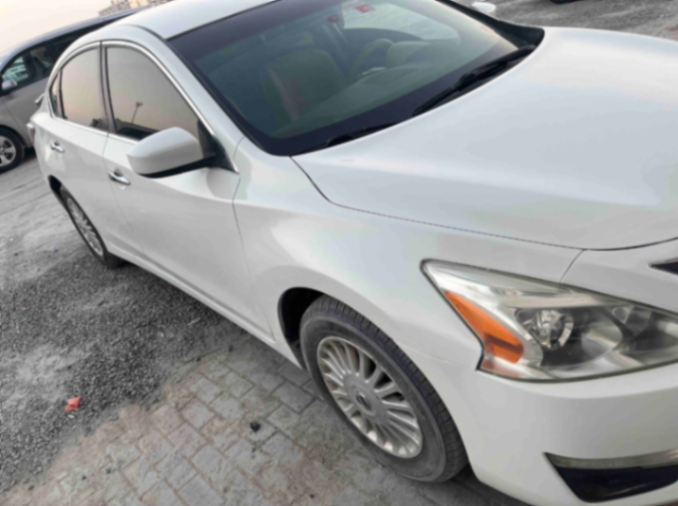 Nissan Altima 2014 2.5L 4-Cylinder White62894687992066112