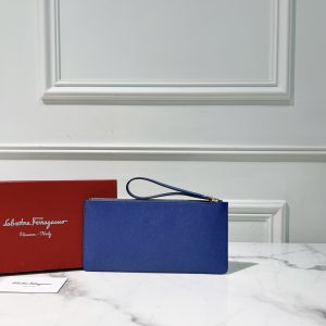 FERRAGAMO HAND POUCH64321460387201113