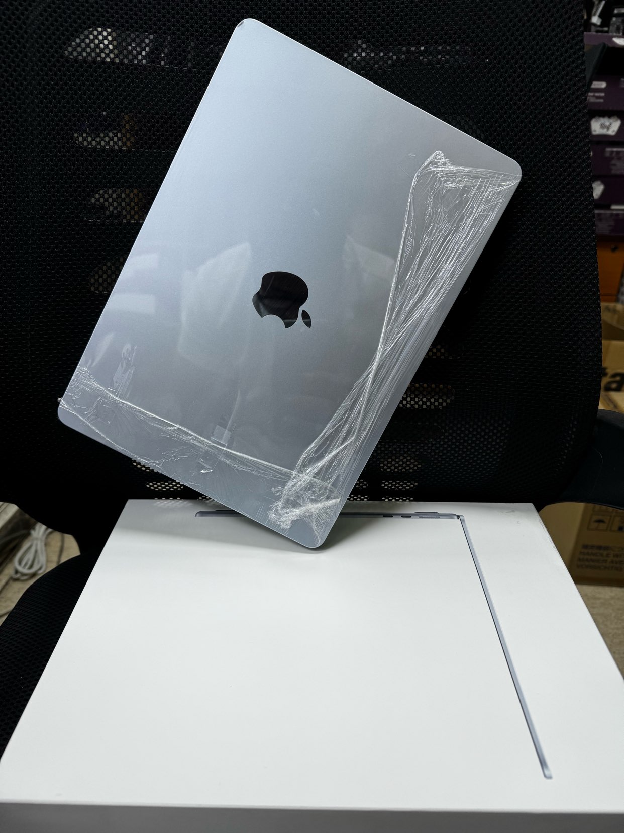 MacBook Air 202564057654394497113
