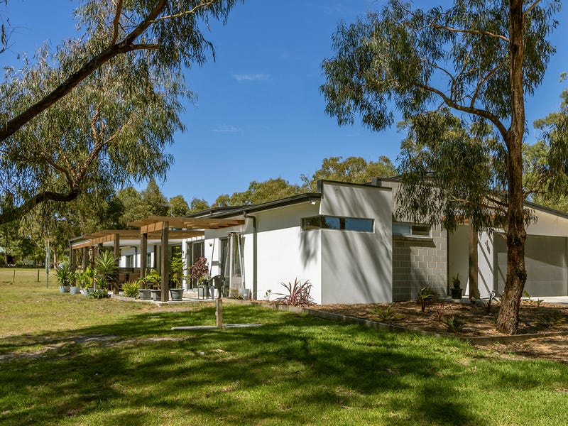 49D Boggy Creek Road, Longford, Vic 3851