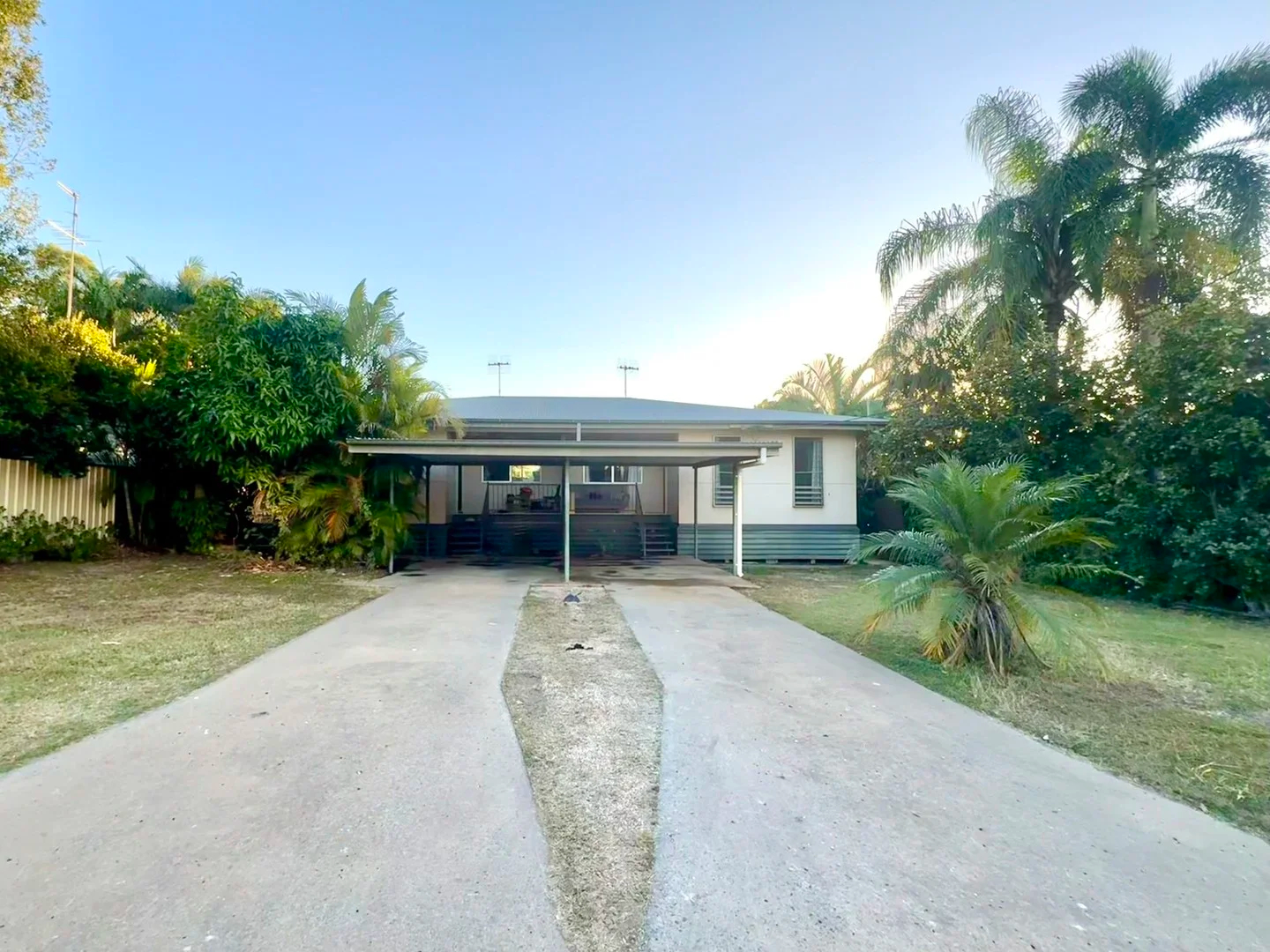 A/11 MACARTHUR Street, Moranbah QLD 4744
