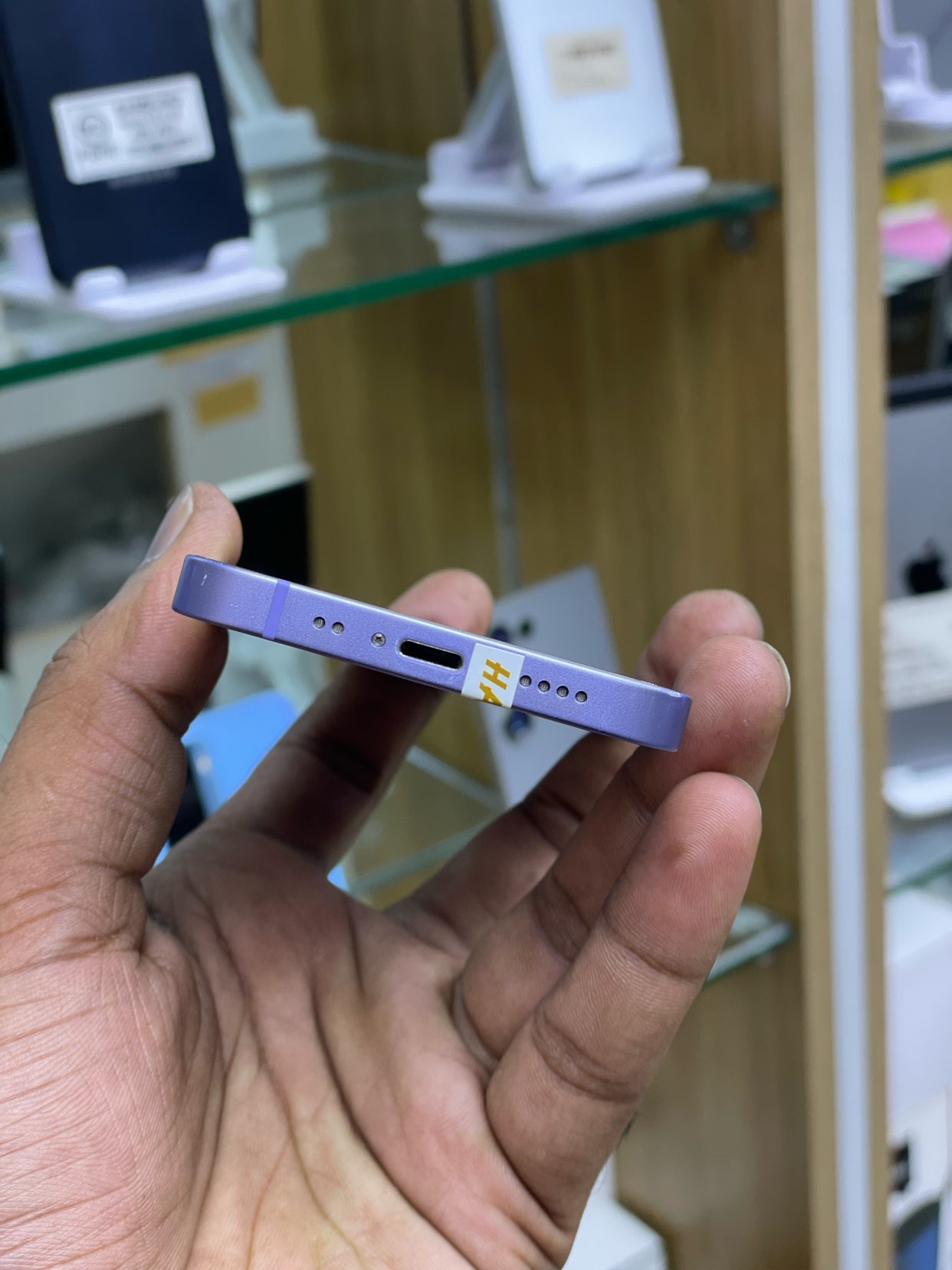 آيفون 12 ميني 63714691931907114