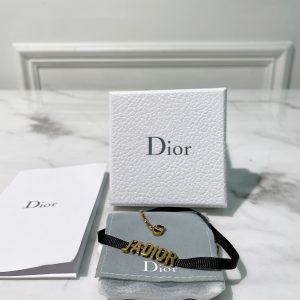 DIOR CHOKER