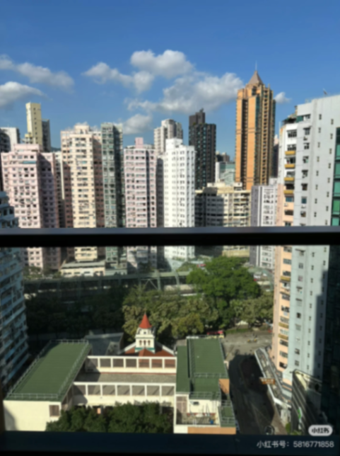 20 W, Mong Kok MTR Station Exit E263445838081666112