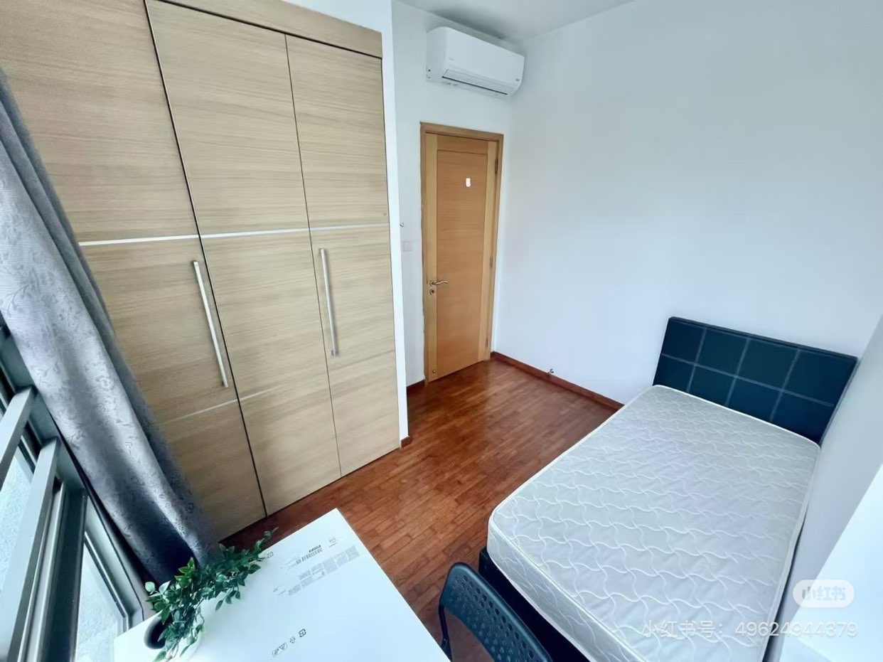 Singapore 🇸🇬 Room Rental Near NUS - Basic Furnished Room Available for Booking
63702112855682111