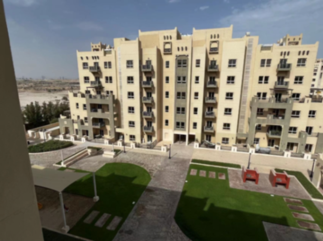 1 Bedroom 1 Living Room For Rent63352409618049110