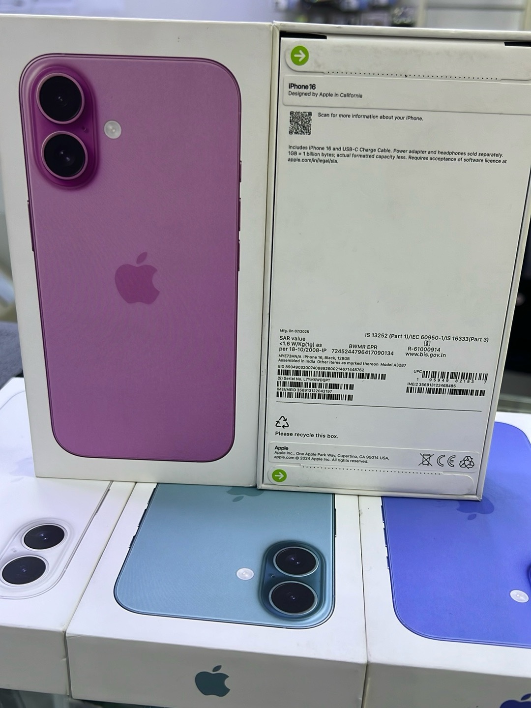 iPhone 1664446285693057111