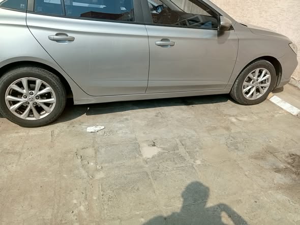 إم جي 5 لعام 2023، عدد الكيلومترات المقطوعة ٩٤٠٠٠ كيلومتر فقط، السعر ٣١٥٠٠ ريال، رقم الهاتف ٠٥٦٥٧٣٠٢٥٣64837609331330113