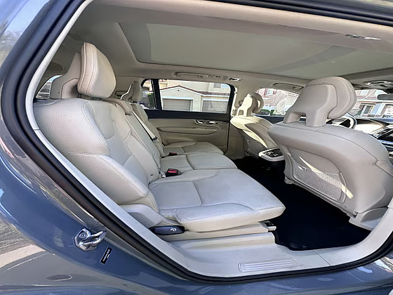 /ar/city-dubai/cate-car-used-car/2020-volvo-xc90-6447749342387311/-2