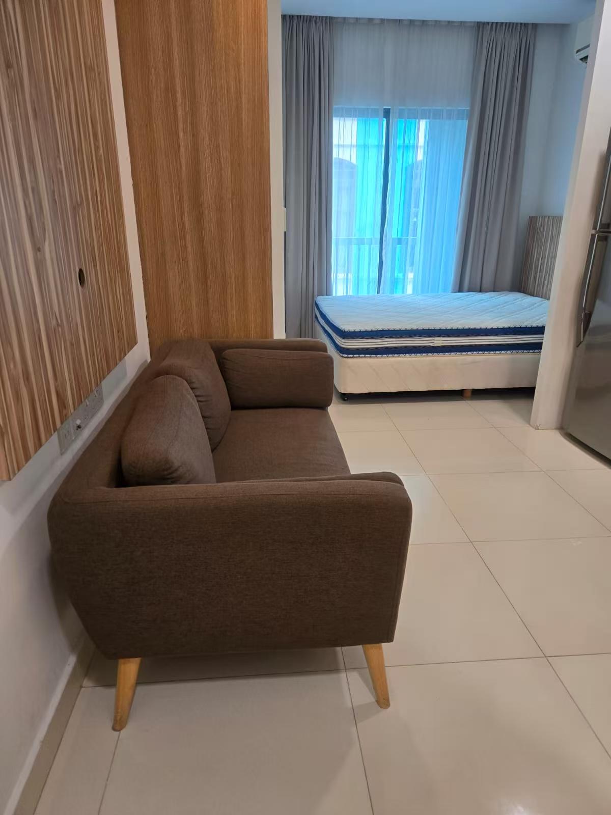Fully furnished 2B2B in central location, 5-minute walk to Kaplan63621069831171112