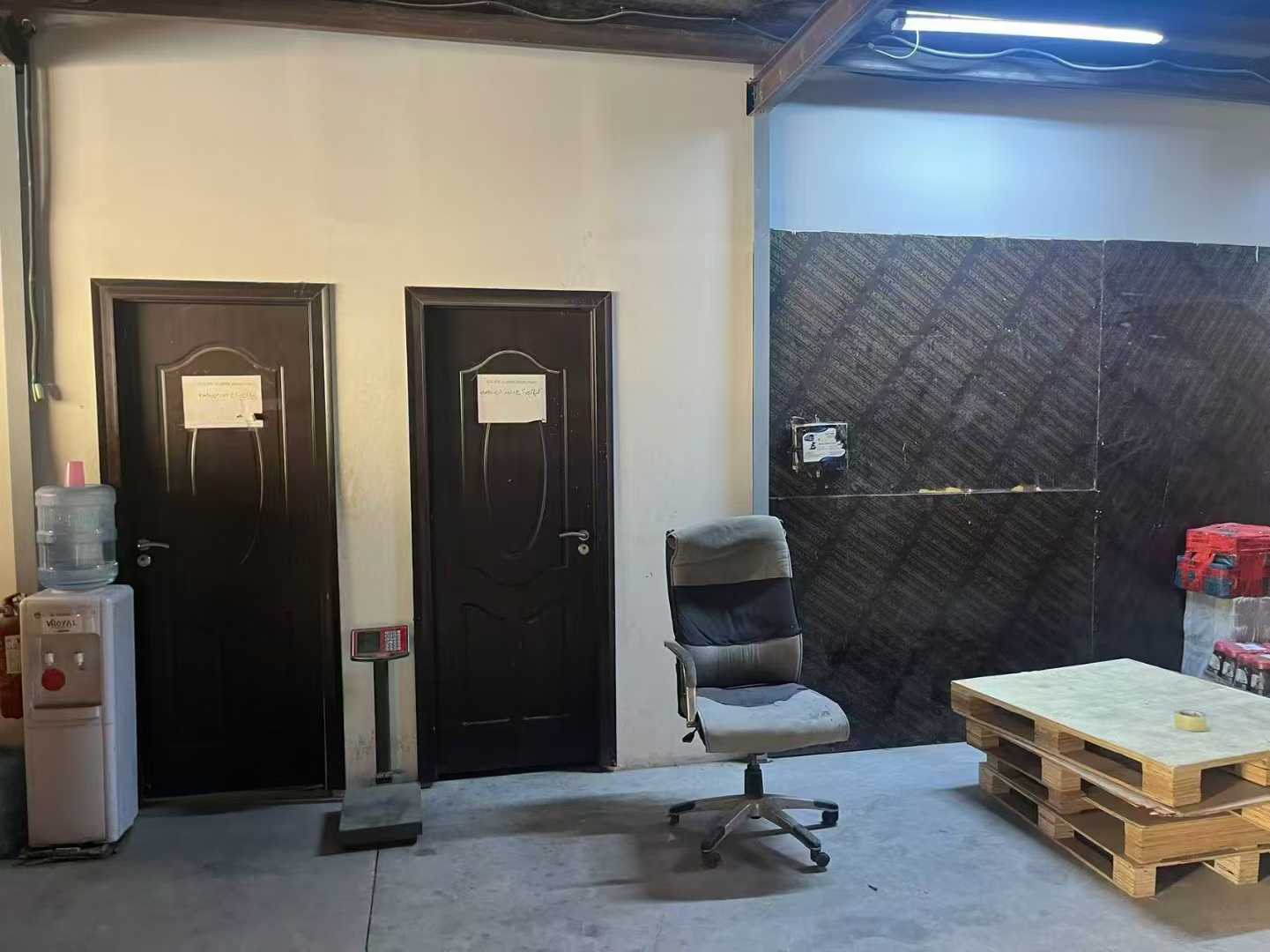 WARSAN 3 Warehouse for Rent | 200 sqm | AED 120,000 per Year64136615500675112