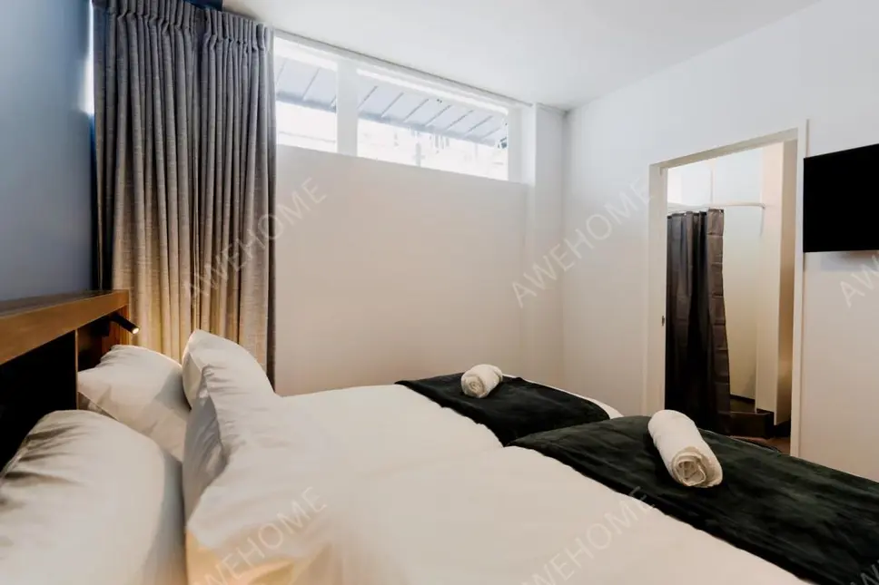 Twin Ensuite64253371555458111