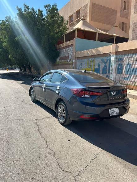 /en/city-riyadh1/cate-elantra/elantra-model-2020-6488507586419311/-3