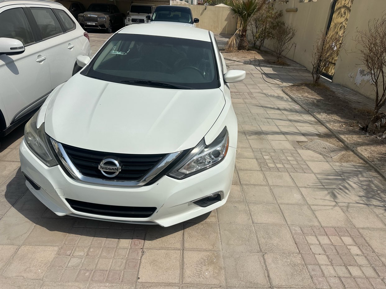Nissan altima63825655863681111