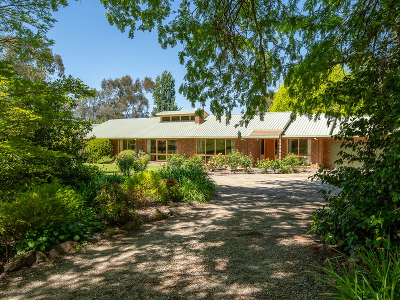 51 FITZPATRICK DRIVE, Staghorn Flat, Vic 3691