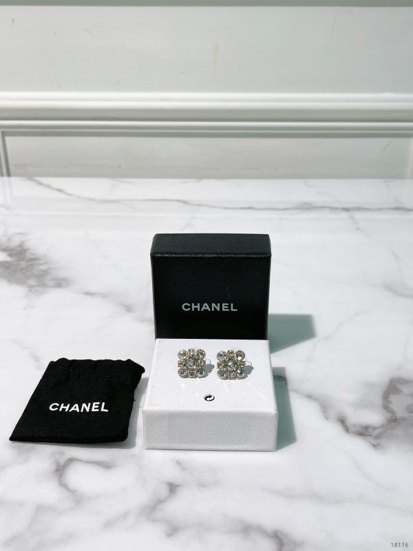 CHANEL EARRINGS