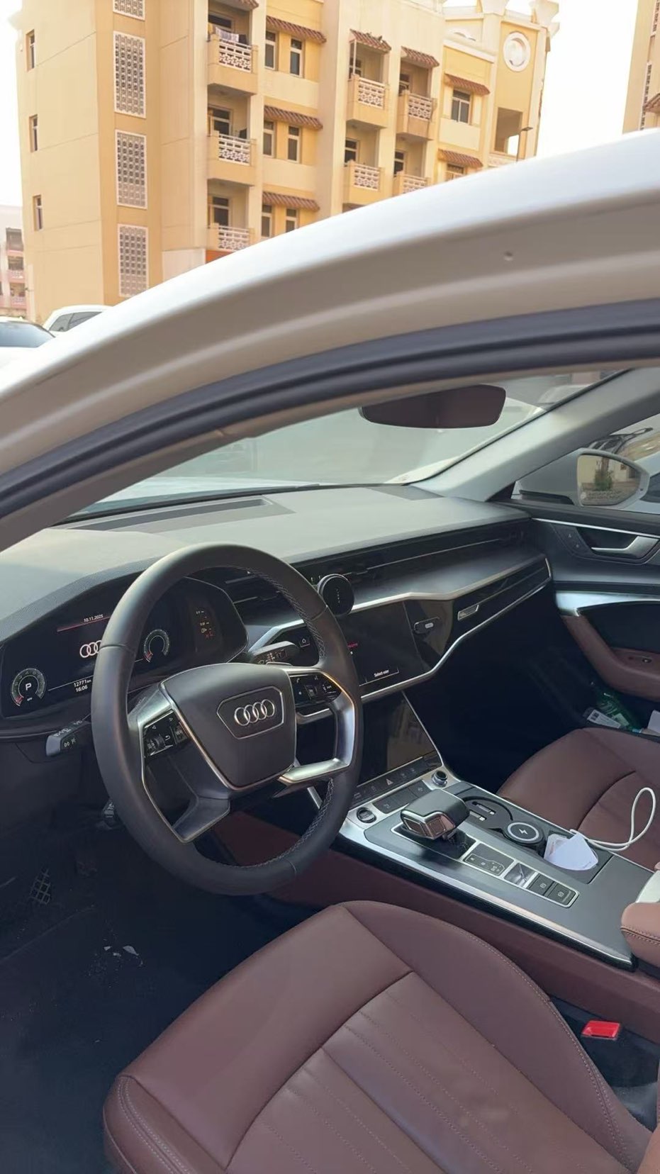 /ar/city-sharjah/cate-car-used-car/2025-audi-a6-a-brand-new-first-hand-car-6441514925619311/-5
