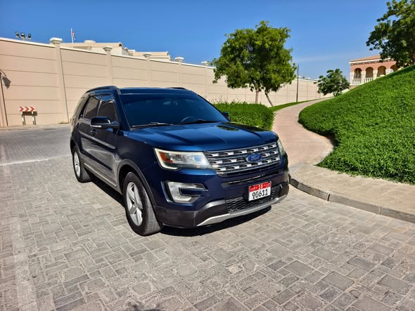 Ford Explorer 201664818016828289110