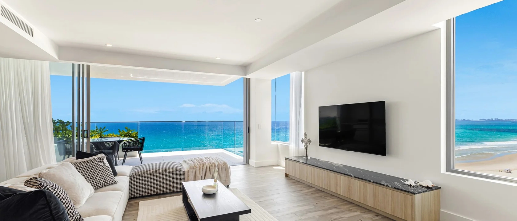 801/468 The Esplanade, Palm Beach QLD 4221