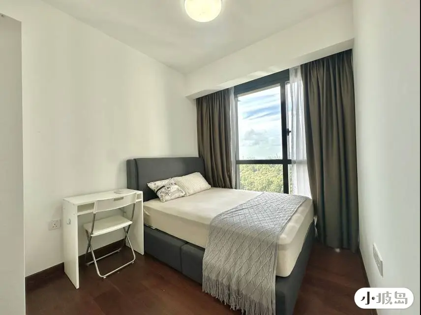 Curtin all-female room near NUS in western Singapore63383476275586112