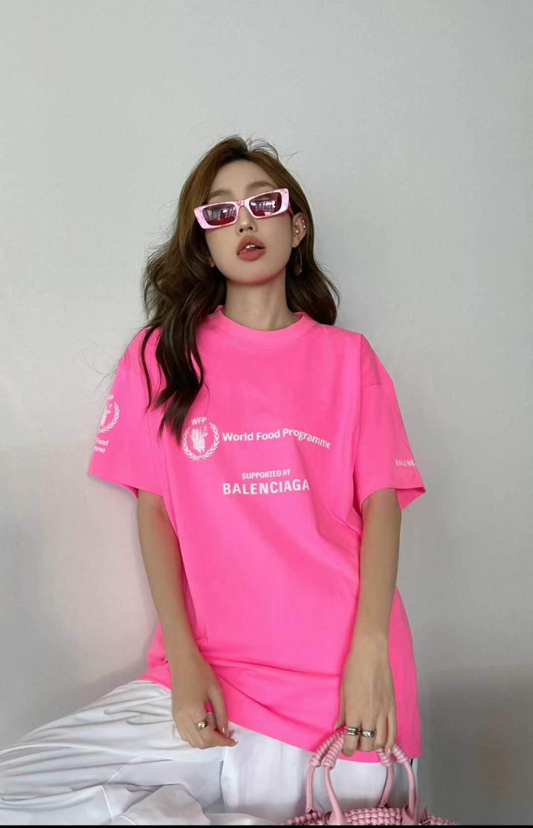 تي شيرت Balenciaga – مقاس XS (مستعمل)63828063238145112