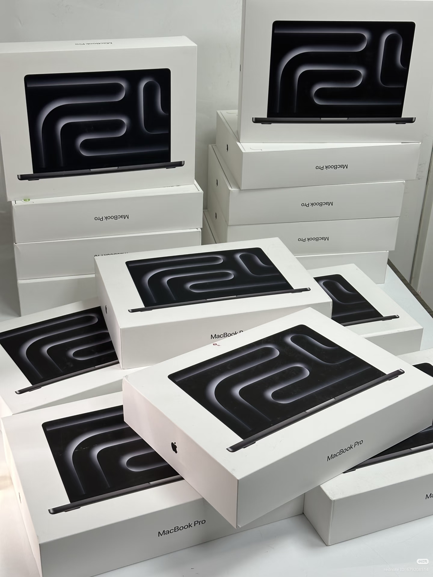 MacBook Pro 14-inch M5 Pro 32GB 1TB for sale