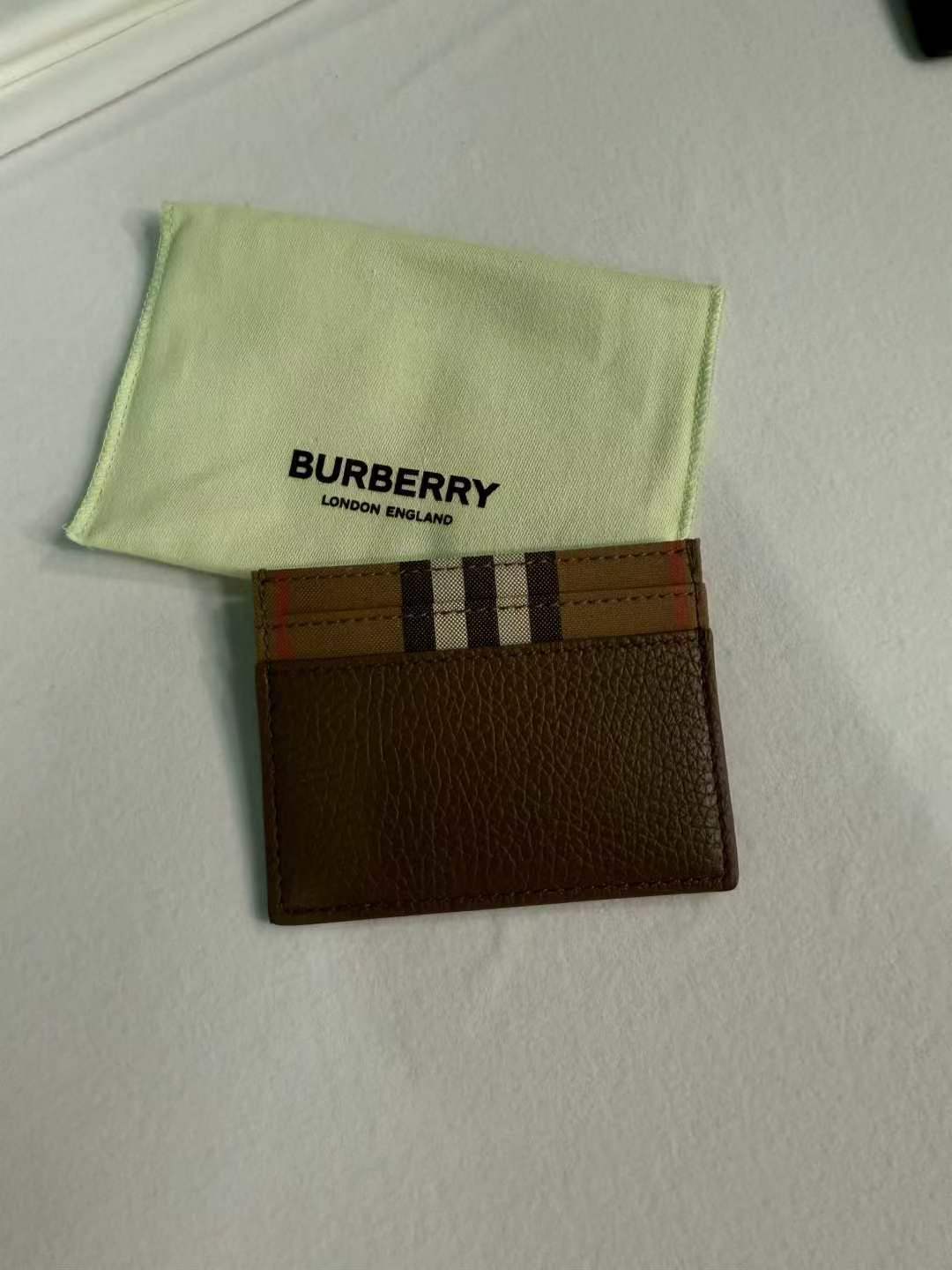 حامل بطاقات بربريري - مستعمل64477226015874110