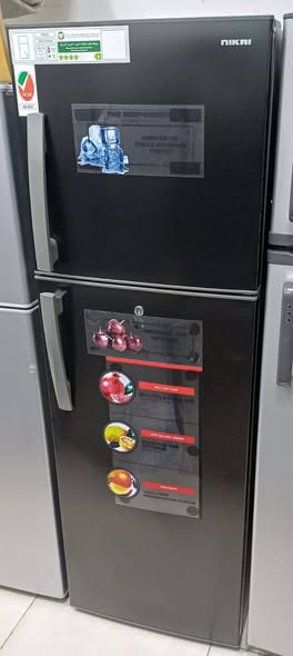 Refrigerator 65037432495490111