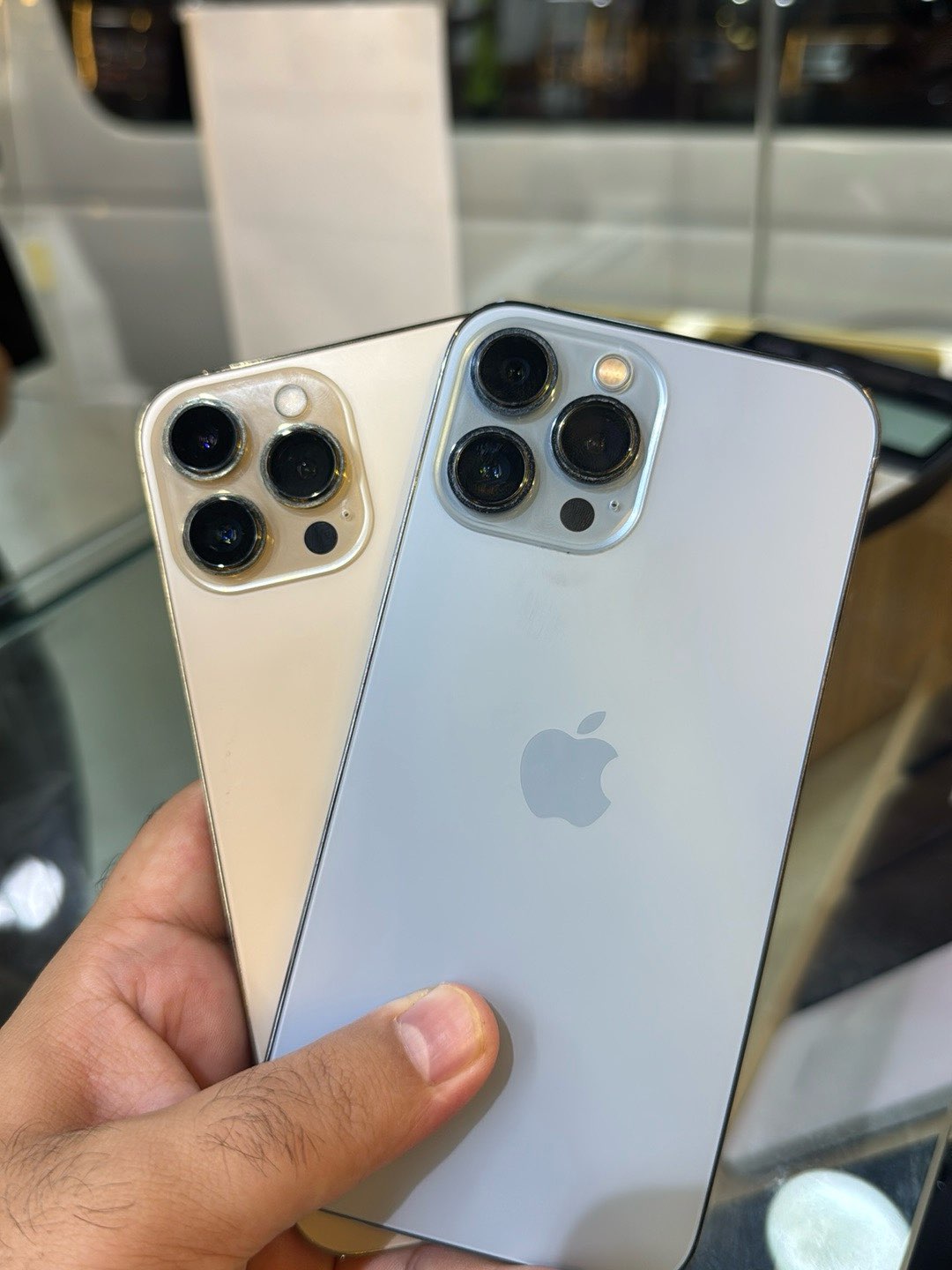 iPhone 13pro max 63550907464579111
