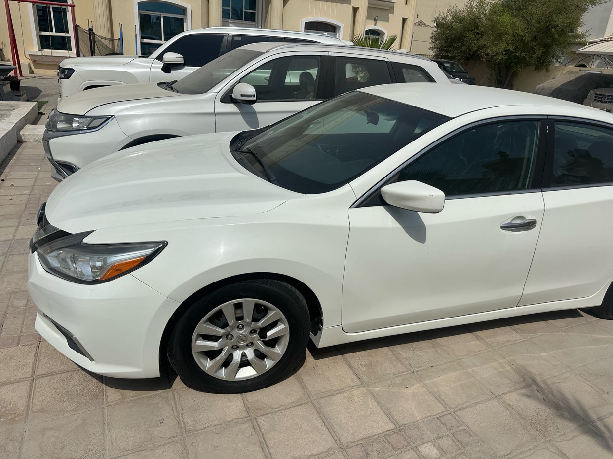 Nissan altima63825655863681110