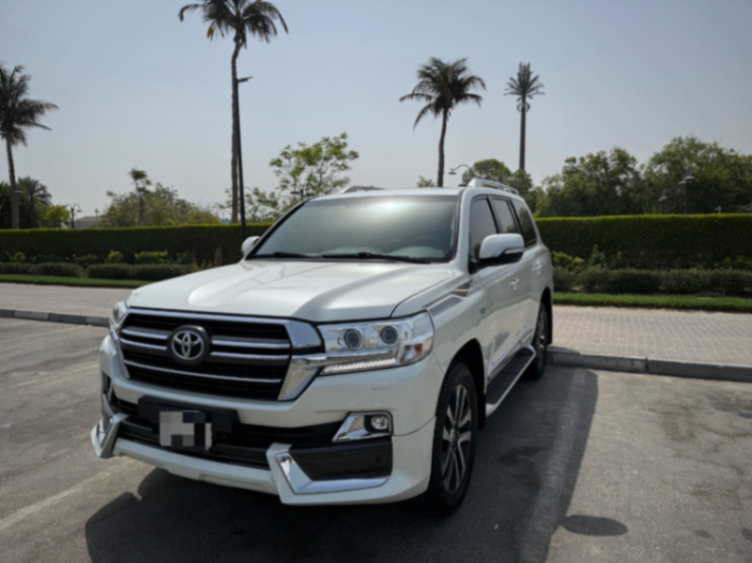 Dubai One-Day Tour: Model Land Cruiser VXR GTs V8 5.763284483728129110