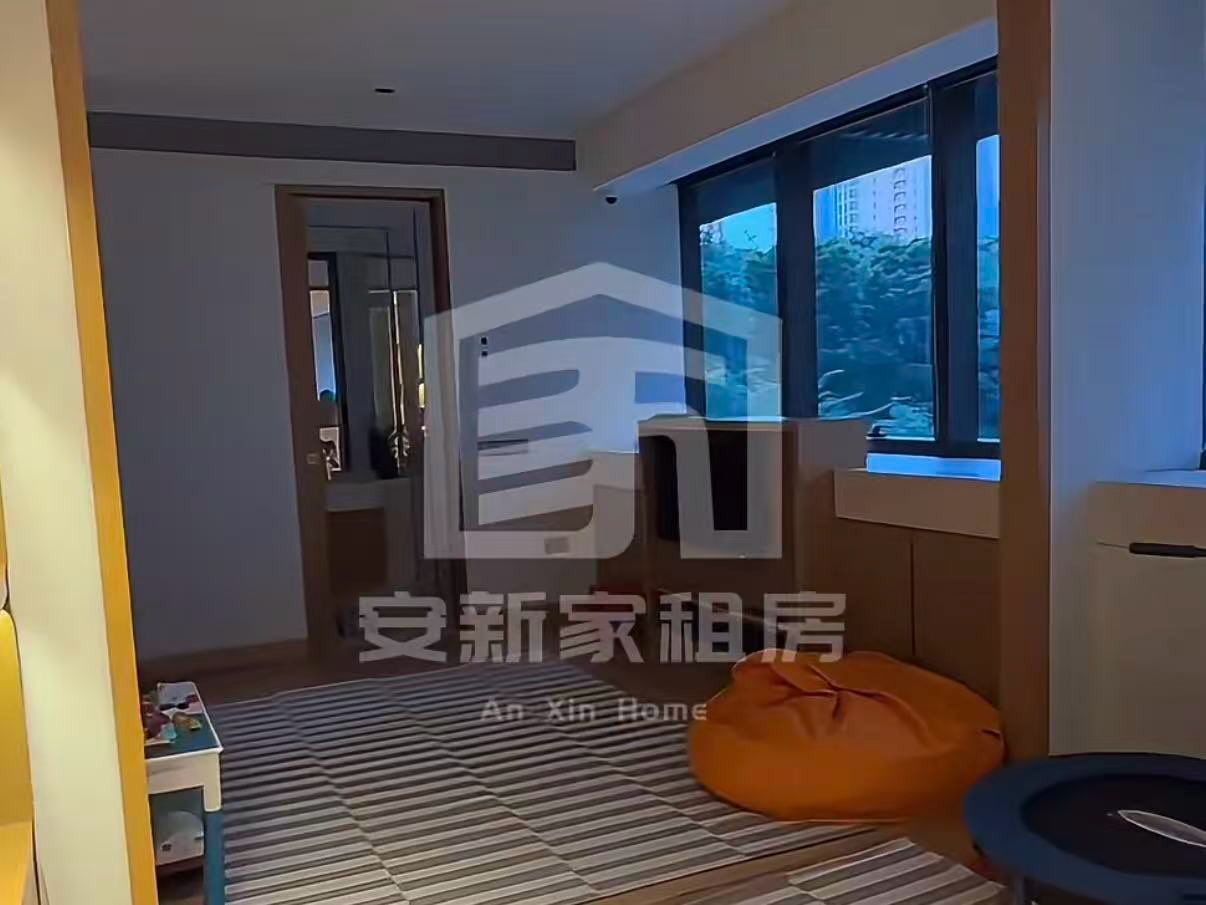 Orchard Road's divine four-bedroom, five-bathroom flat, who wouldn't say OMG!63578774521474112