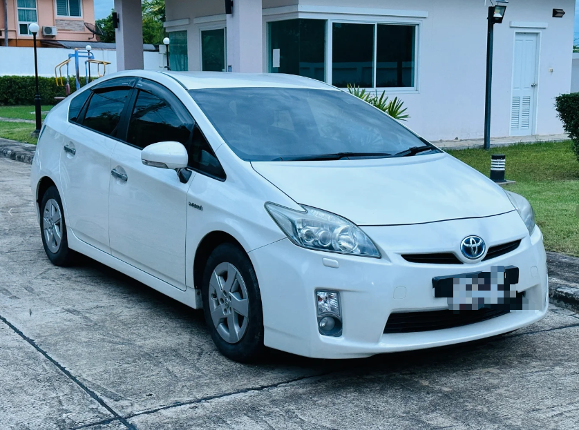 5-seater car, Prius, private hire63303278123521113