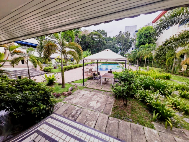Pepys Hill Condo - GBG63415886936834110