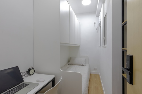 Entrust Western Camp's Western Connaught Road apartment634663668930571119
