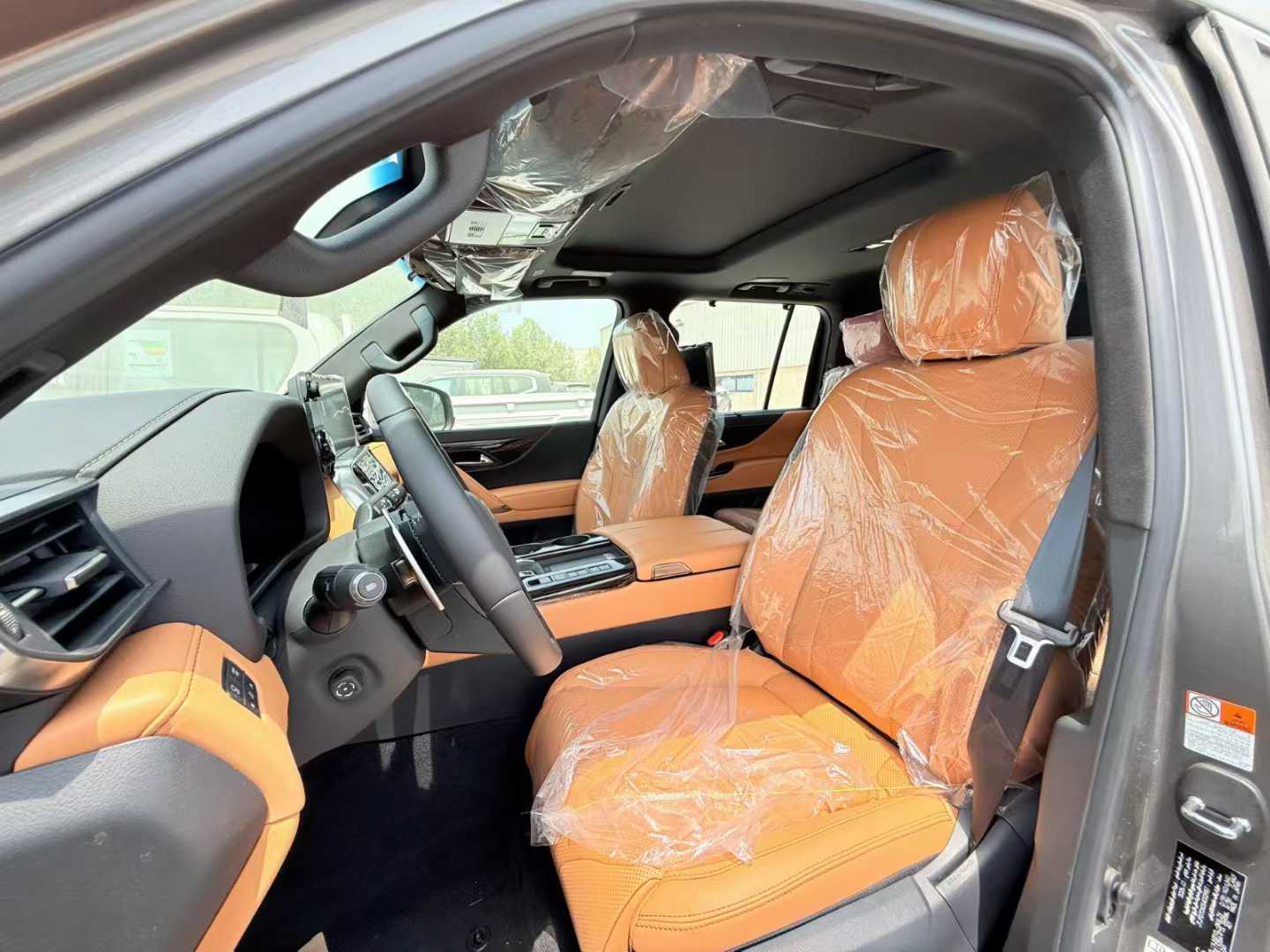 LXH700 GCC  EXPORT ONLY64487892601218113