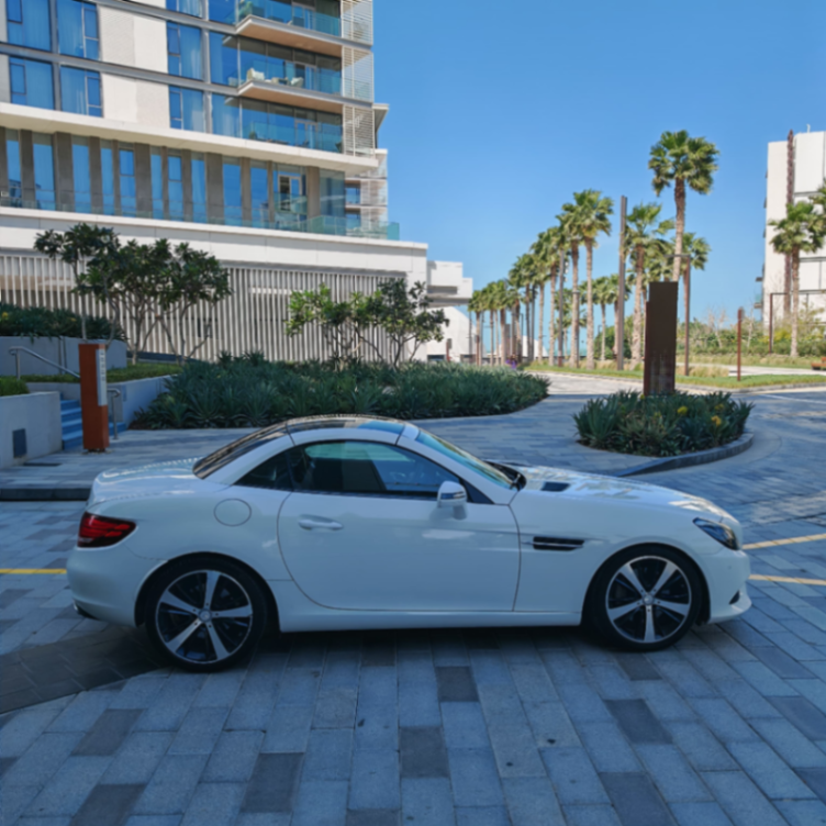 2017 مرسيدس بنز SLC 300 AMG مواصفات كاملة 2.0 لتر / 4 أسطوانات مواصفات Gcc63702666856194111