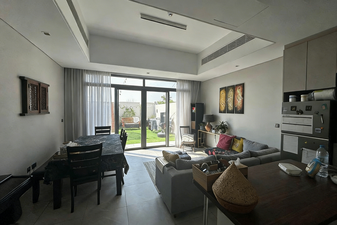 Single Row | 2bhk + Maid | Facing Park