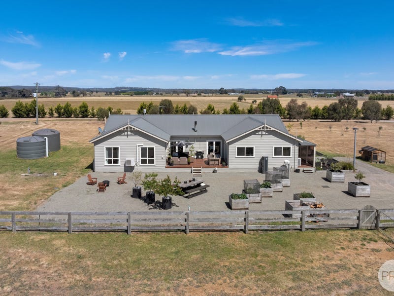 57 Brays Road, Cambrian Hill, Vic 3352