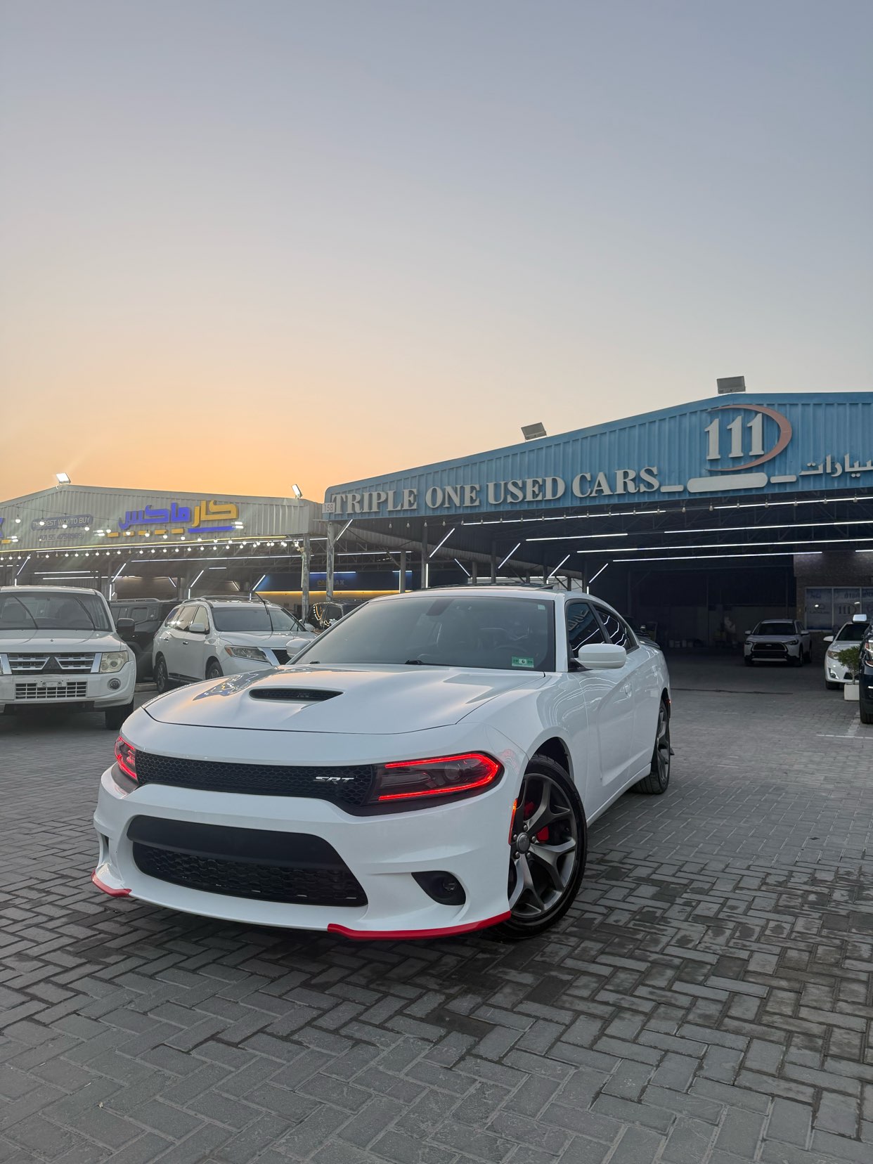 dodge-charger-2016-srt-converted-full-option-sunroof-dodge-charger-2016-converted-srt-sunroof-64324810696323110