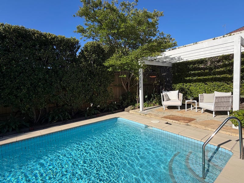 2/27 Hammond Street, Brighton, Vic 3186