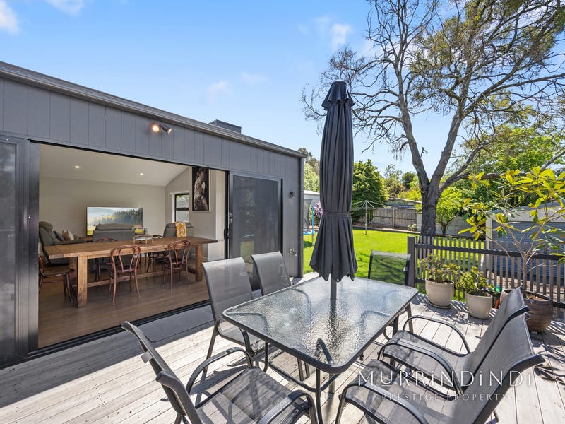 14 Eighth Street, Eildon, Vic 3713