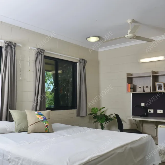 Apartment room Eight bedrooms Medium room with Ensuite64252211801603110