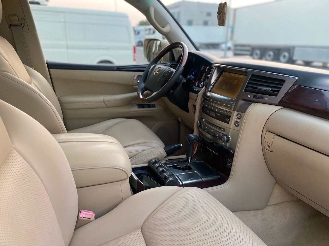 /en/city-abu-dhabi/cate-car-used-car/ajman-car-market-6446374342016311/-6
