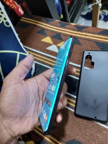 Motorola EDGE Plus 12/256