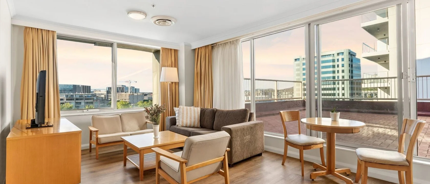 801/2 Akuna Street, City ACT 260164597449219713110