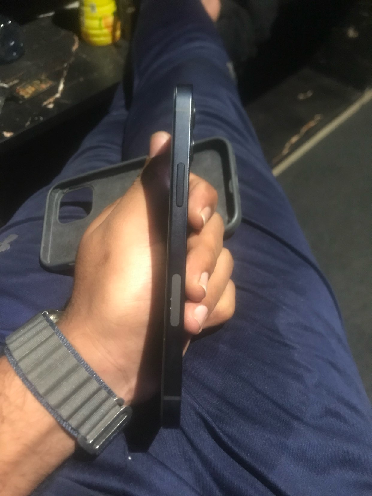 I phone 12 64084664232707111