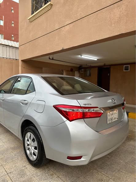 Toyota Corolla 2015 automatic 056 166 3521.64837443698435111